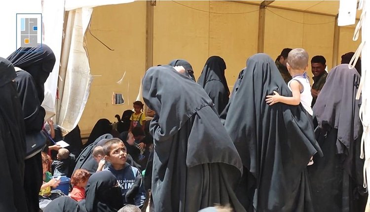 وزير داخلية سابق: اعداد داعش في العراق لا تتجاوز 500 عنصر بينهم اطفال ونساء
