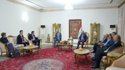 Salih upon receiving two UK ministers: to ease the tensions in the region