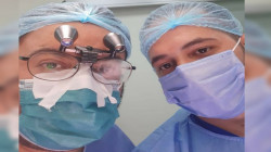 اطباء مستشفى ببغداد يعيدون "ربط رقبة" رجل قام بذبح نفسه