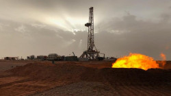 النفط يواصل الهبوط لليوم الثالث وسط مفاجئة في زيادة المخزونات الامريكية