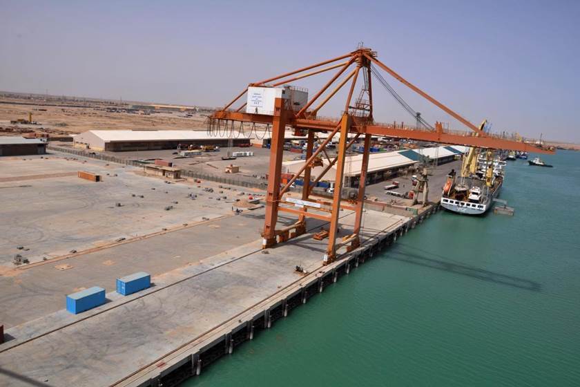 Khor Al-Zubair commercial port converted to Oil port 
