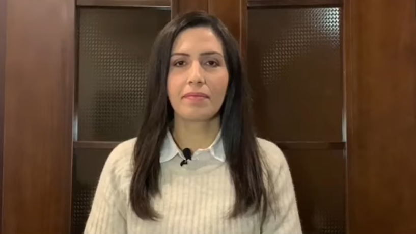  فيديو.. عراقية تكسر المحظور وتكشف تفاصيل تعرضها للتحرش من كاهن
