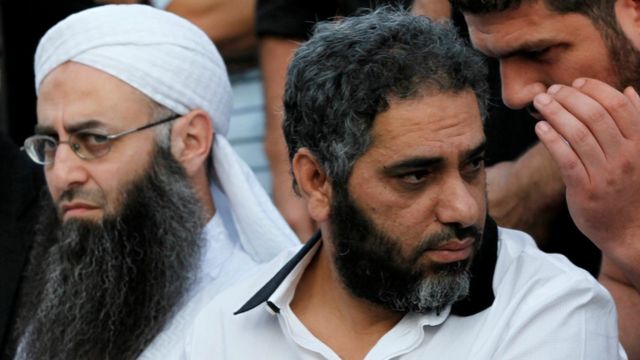  لبنان تحكم على فضل شاكر بالسجن 22 عاماً