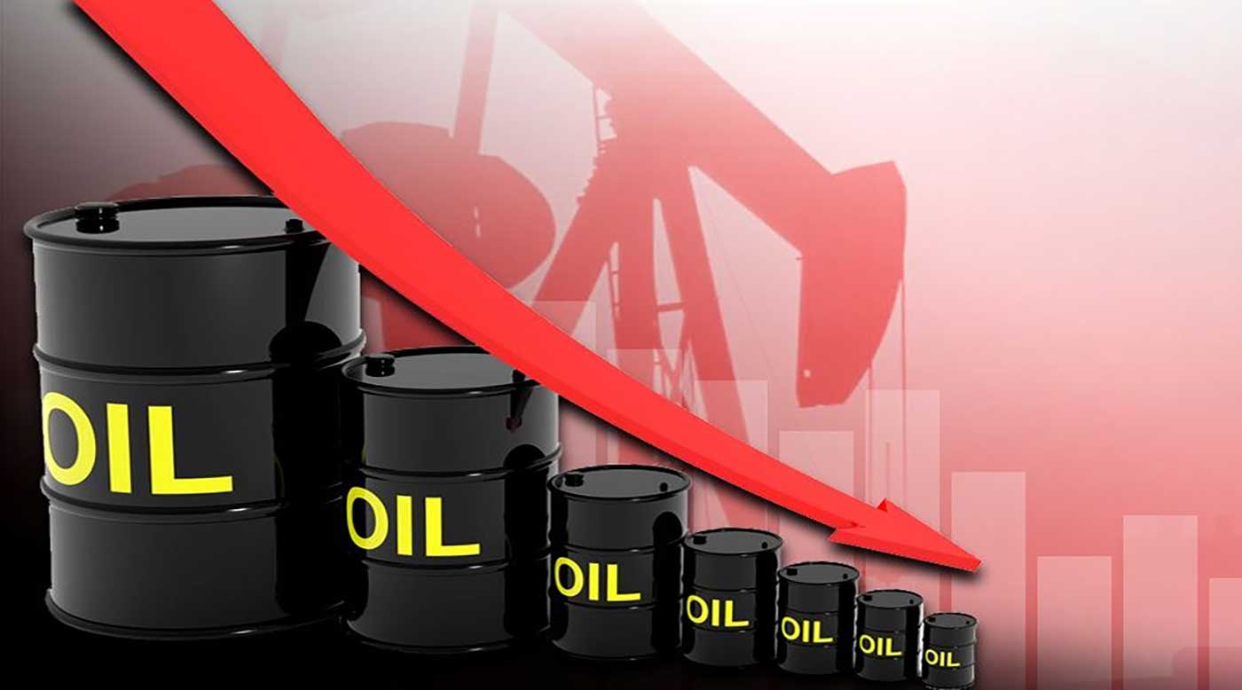 تراجع أسعار النفط وسط مخاوف من سلالة فيروس كورونا الجديدة