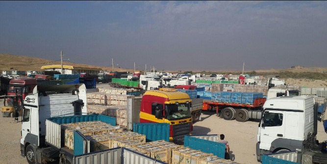 محافظة إيرانية تعلن تصدير قرابة مليوني طن من السلع إلى العراق