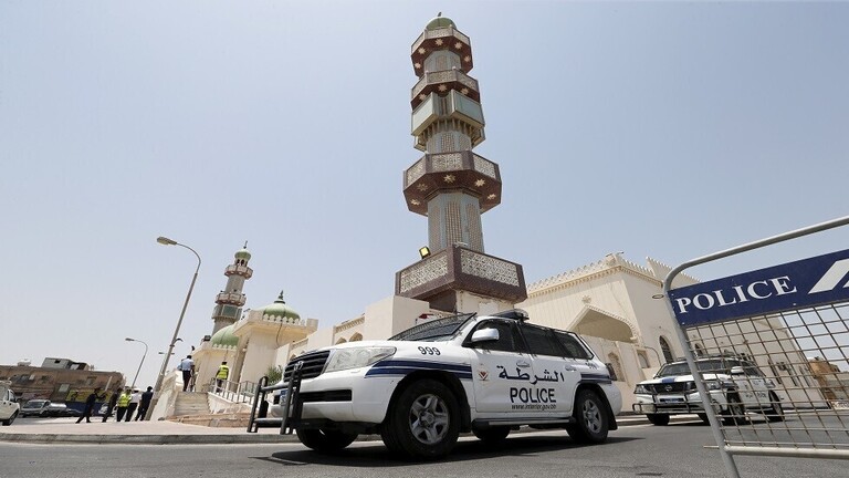 الداخلية الكويتية تعلن اعتقال متطرفين بحوزتهم ذخائر وأسلحة