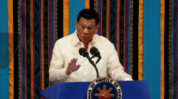 الرئيس الفلبيني يخاطب أمريكا: 20 مليون جرعة من لقاح كورونا مقابل بقاء قواتكم في البلاد