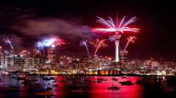 New Zealand celebrates 2021 with massive firework display