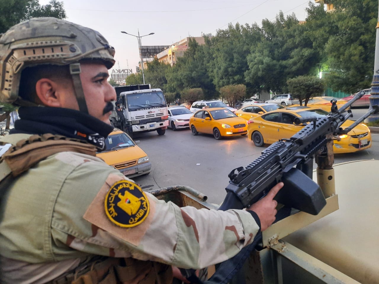 صور.. الكاظمي يوجه عمليات بغداد بتأمين الأهداف الحيوية في العاصمة