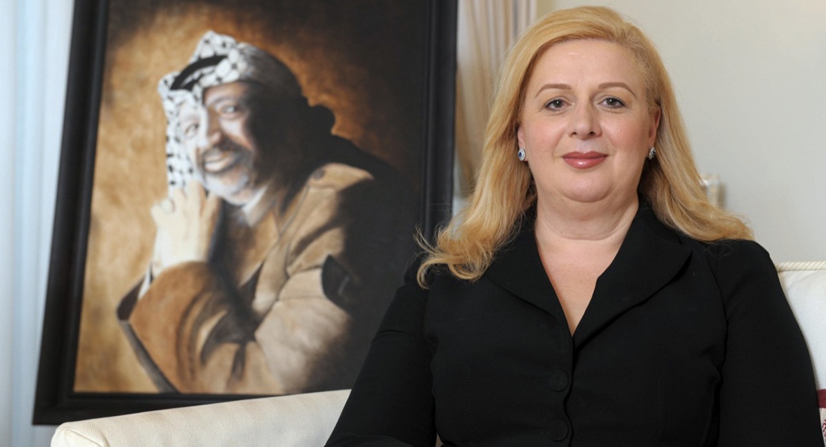 أرملة ياسر عرفات تبرئ إسرائيل من تصفية زوجها بالسم