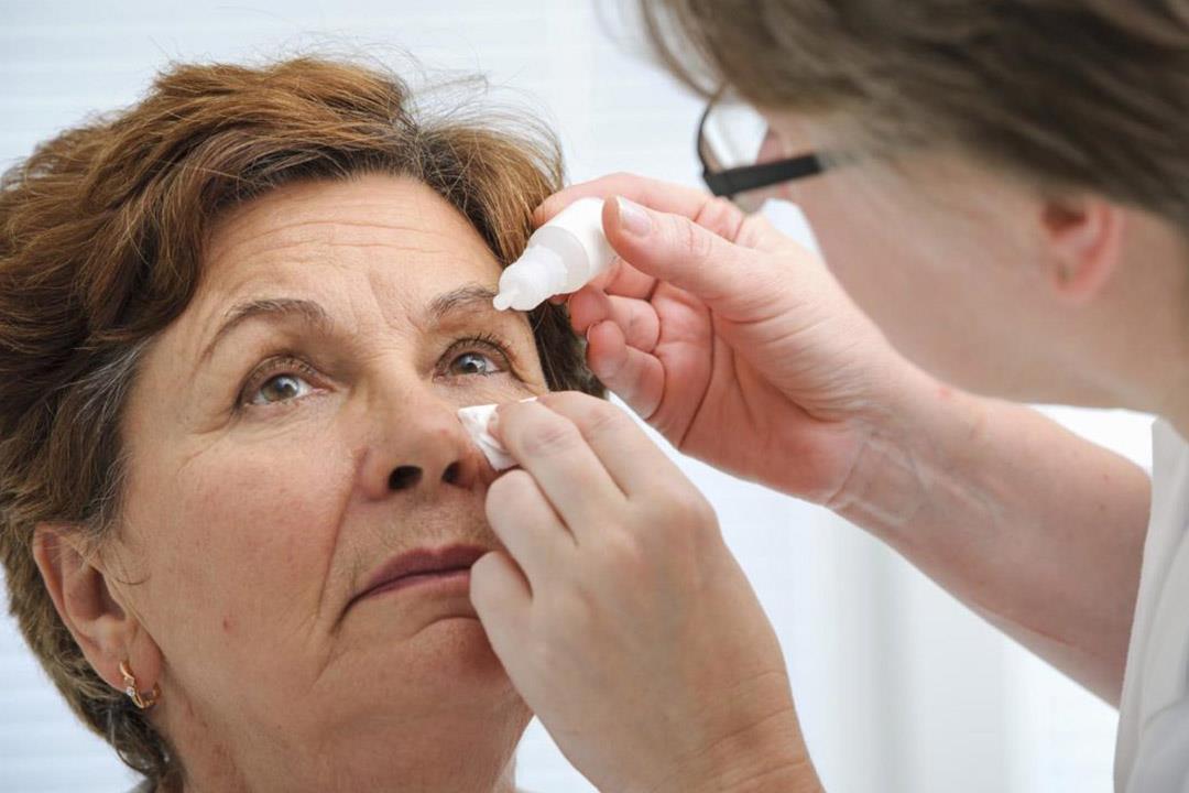 عقار جديد ينقذ كبار السن من الإصابة بالعمى