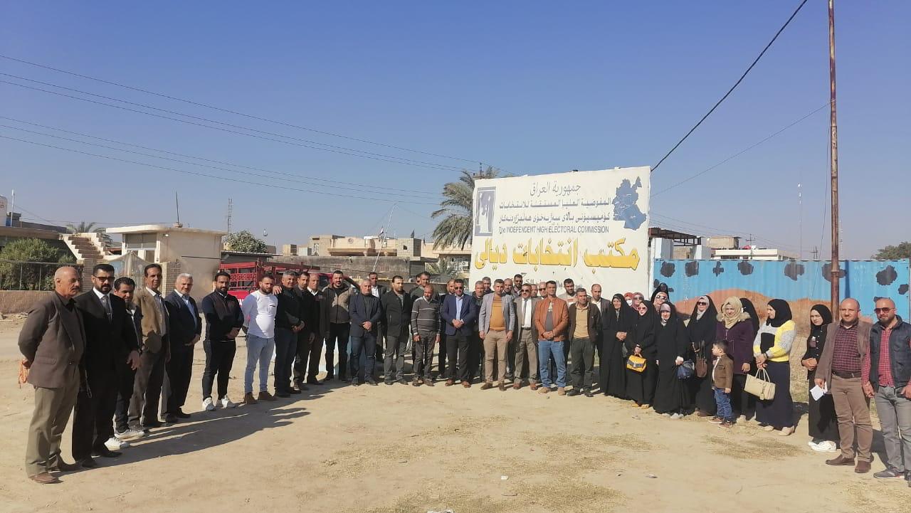 Contract employees in Diyala Electoral Office organize a strike 