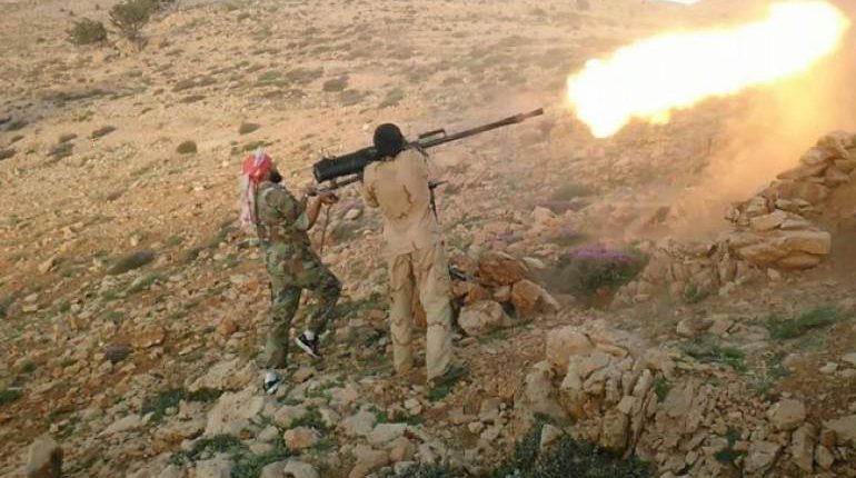 Violent clashes broke out between Ahrar Al-Sham faction and ISIS in Idlib