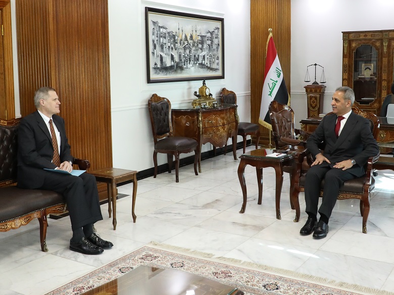 Iraq’ President of the Supreme Judicial Council receives the US ambassador 
