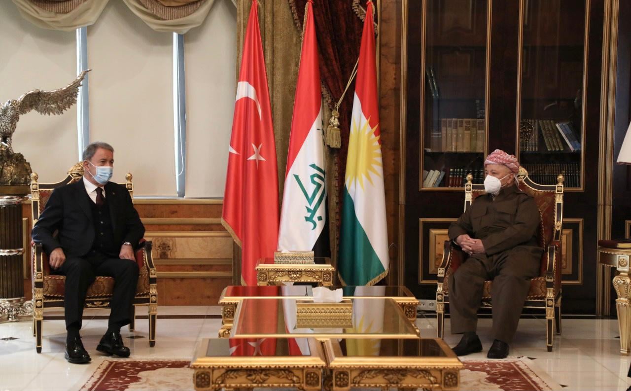 Turkish Minister of Defense visits Masoud Barzani in his headquarters in Saladin