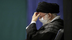 نيويورك تايمز: المرشد الإيراني "طريح الفراش" وتحت المراقبة الطبية