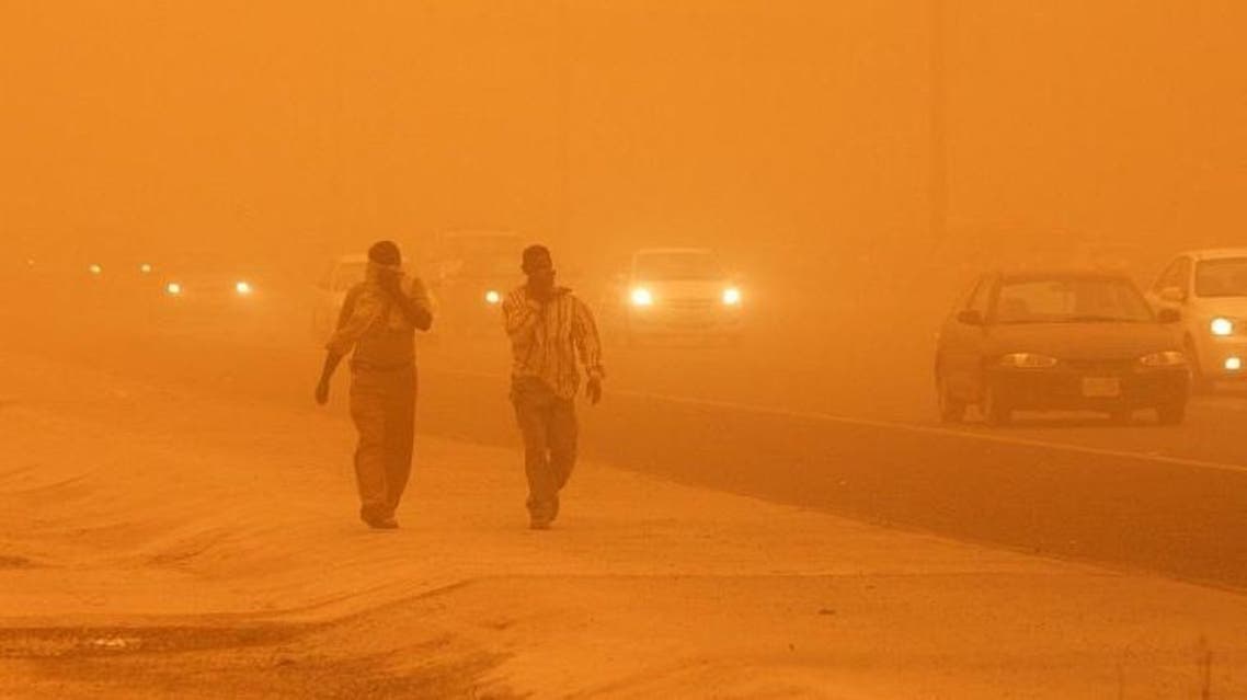 One killed, two disappeared and more than 150 injured due to a dust storm that hit Najaf 