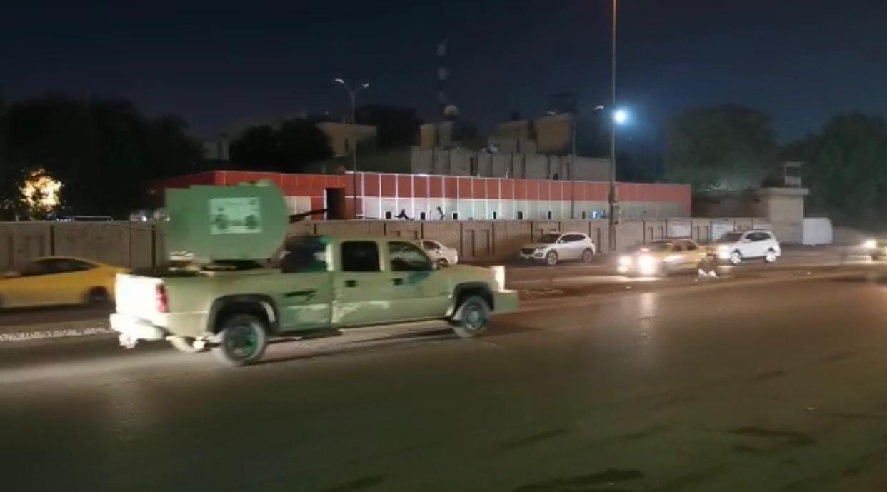 بالفيديو.. سرايا السلام تستعرض في شوارع بغداد