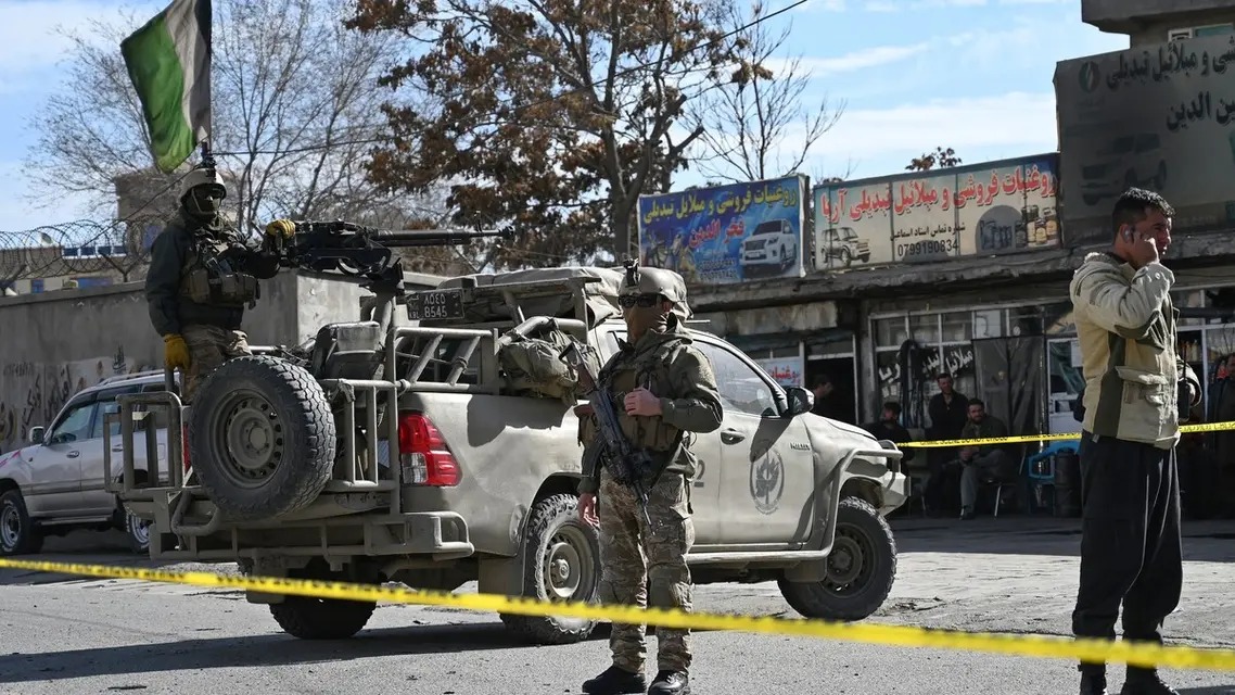 مقتل وإصابة العشرات في أفغانستان بتفجيرات واشتباكات متفرقة
