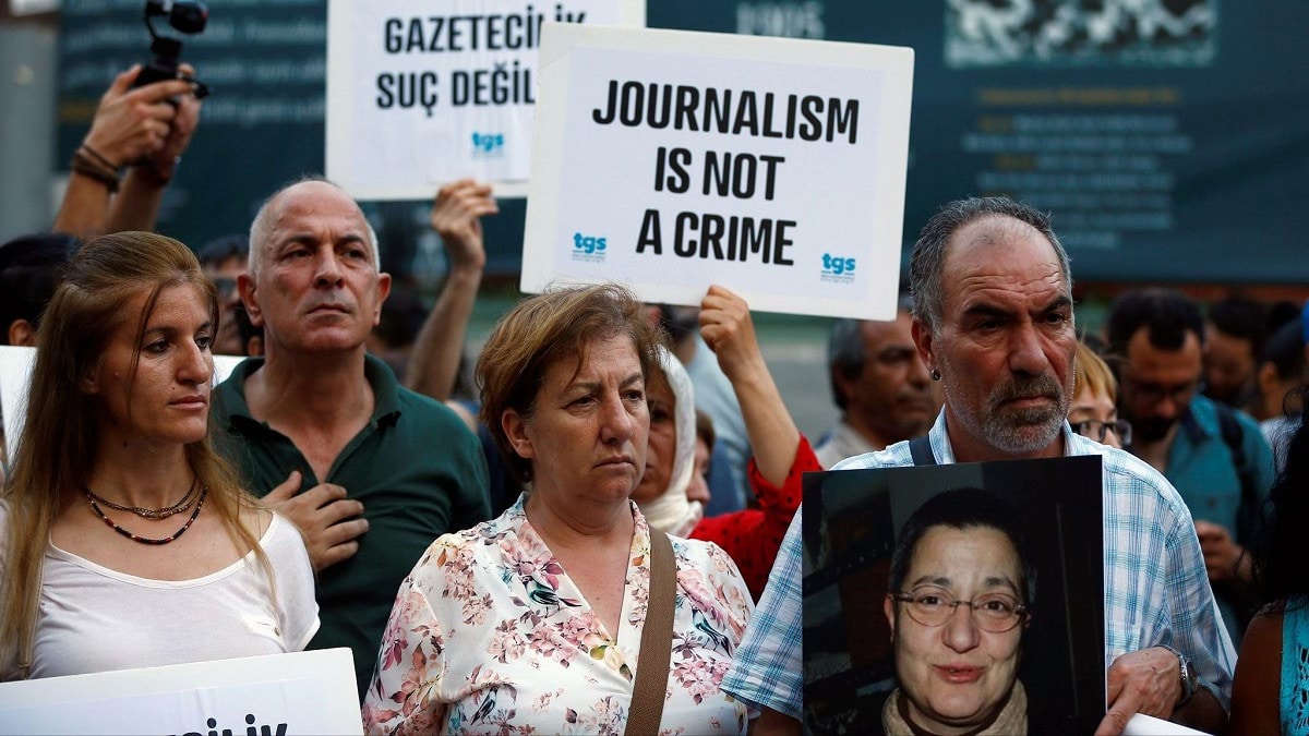 تركيا تدين 4 صحفيين كورد بتهمة الإرهاب