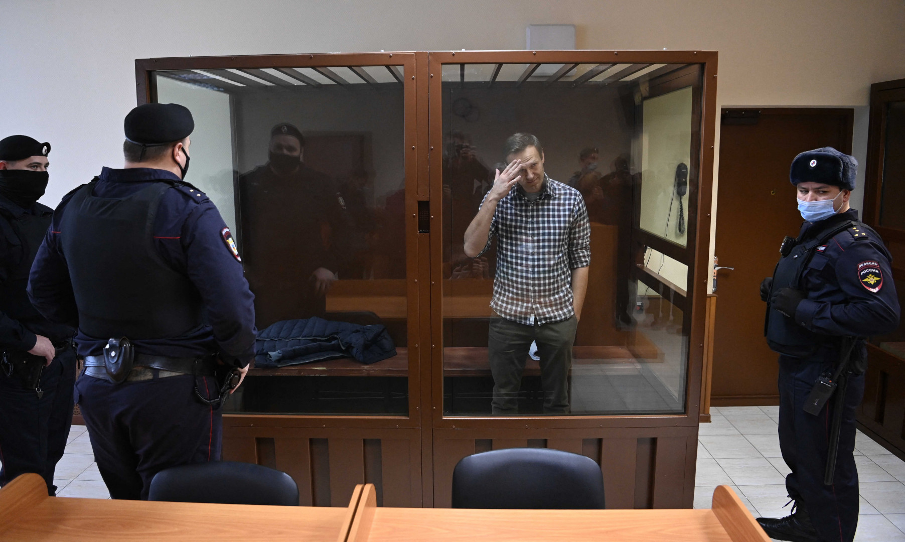 Alexei Navalny loses appeal against Russian prison camp sentence