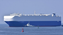 إسرائيل تتهم إيران بمهاجمة سفينة لها في خليج عمان