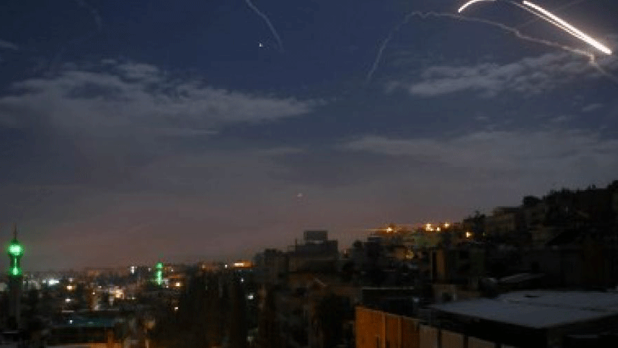 قصف اسرائيلي يستهدف محيط العاصمة السورية دمشق