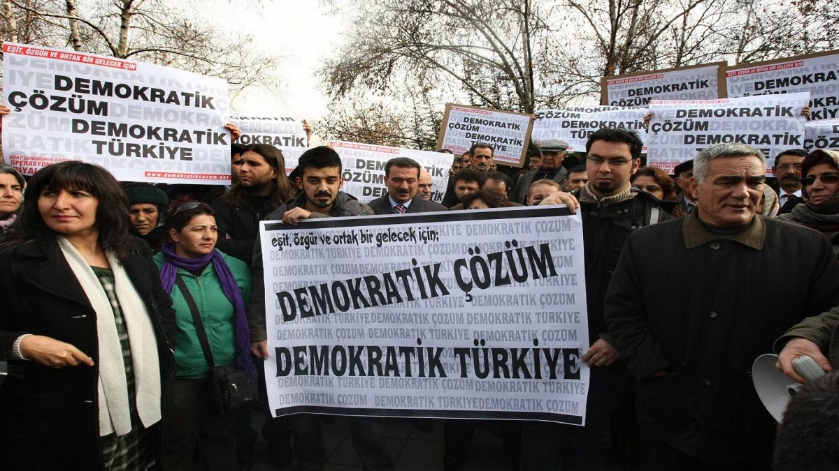 كورد تركيا يحولون نوروز إلى تحد لنظام أردوغان