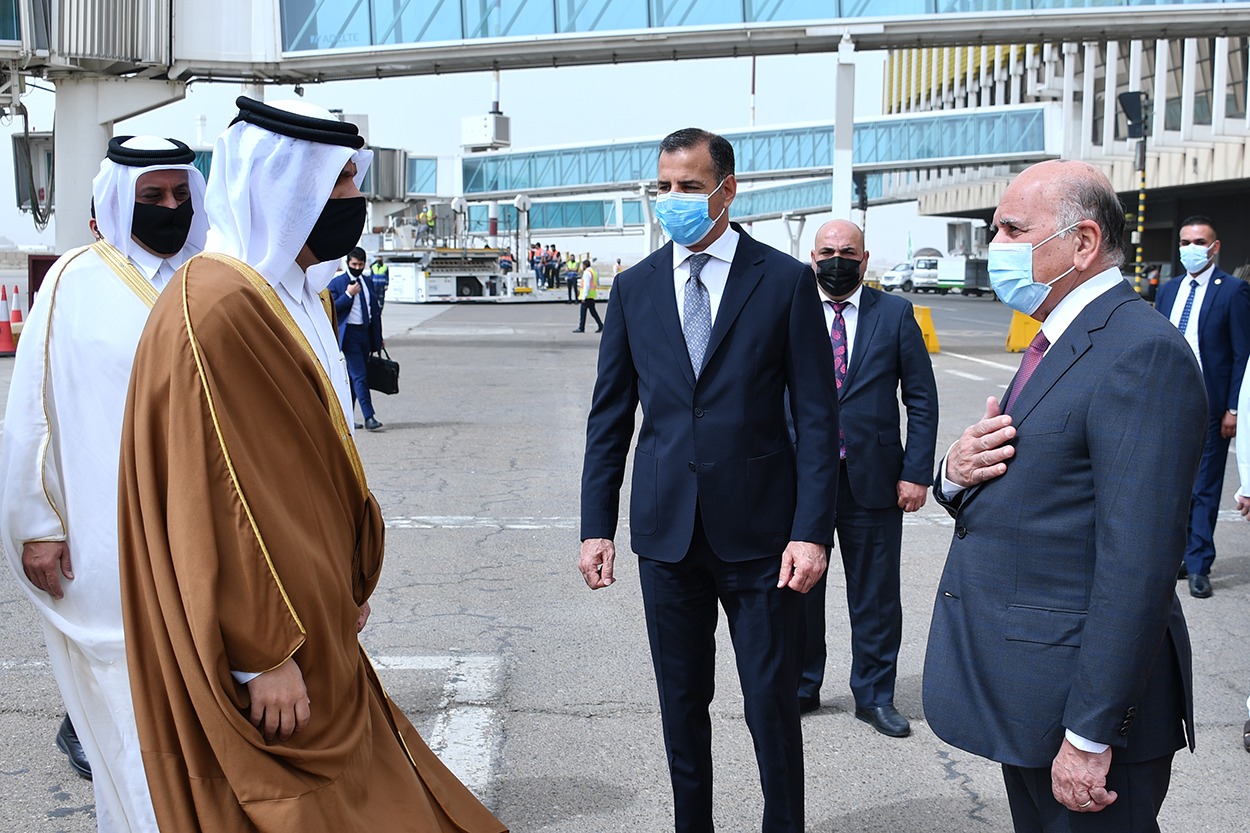 وزير الخارجية القطري يصل إلى بغداد