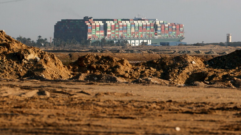 Suez Canal blockage delays about $400 million an hour in goods