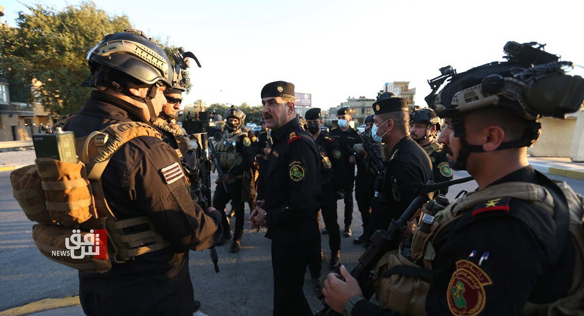 Heavy military deployment at the Green Zone's entrances 