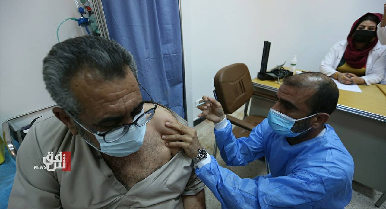 الصحة العراقية: أكثر من 10 آلاف شخص تلقوا لقاح كورونا خلال يوم