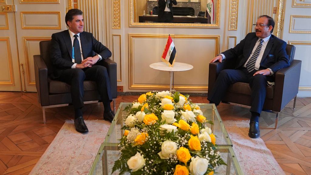 Nechirvan Barzani visits the Iraqi Embassy in Paris 