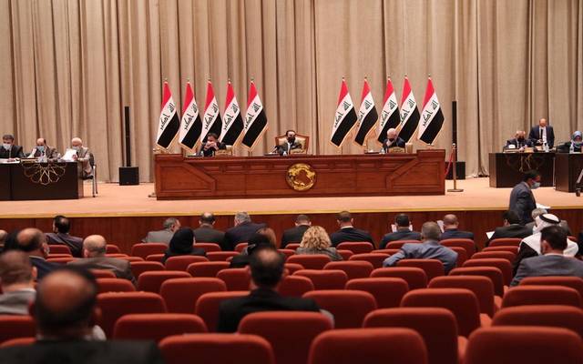 The Parliament might switch the oil trading currency to the Iraqi dinar MP says