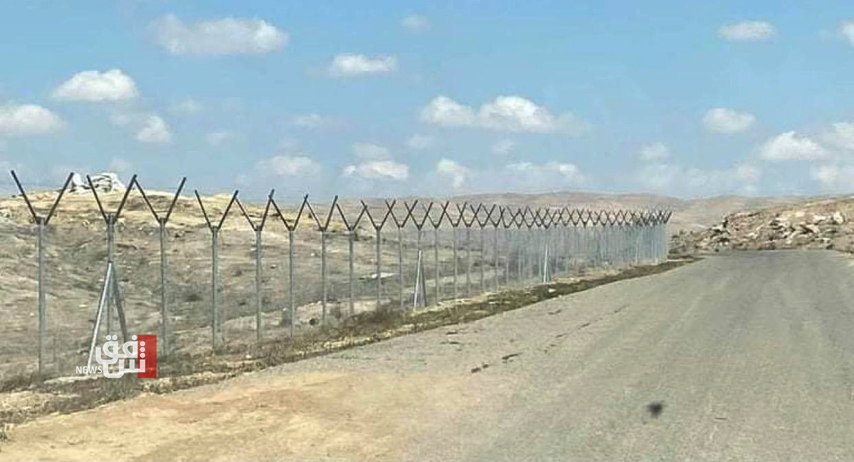 Iraq to extend a fence on land borders with Syria