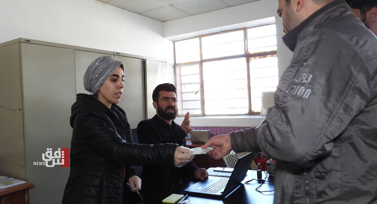 Iraqis overseas seethe at barring them from balloting