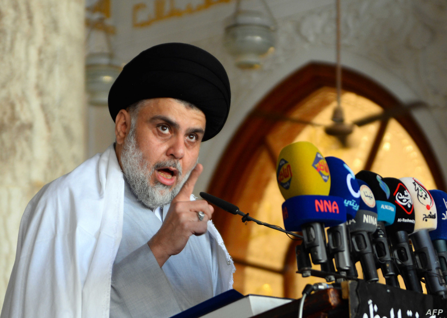 Al-Sadr condemns parties seeking to disturb security in Iraq to delay or cancel the elections
