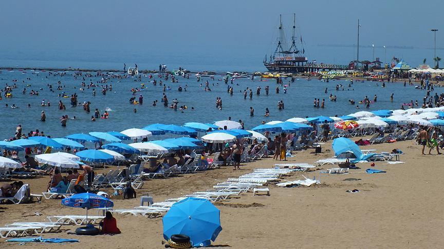 تراجع حاد في إيرادات السياحة التركية