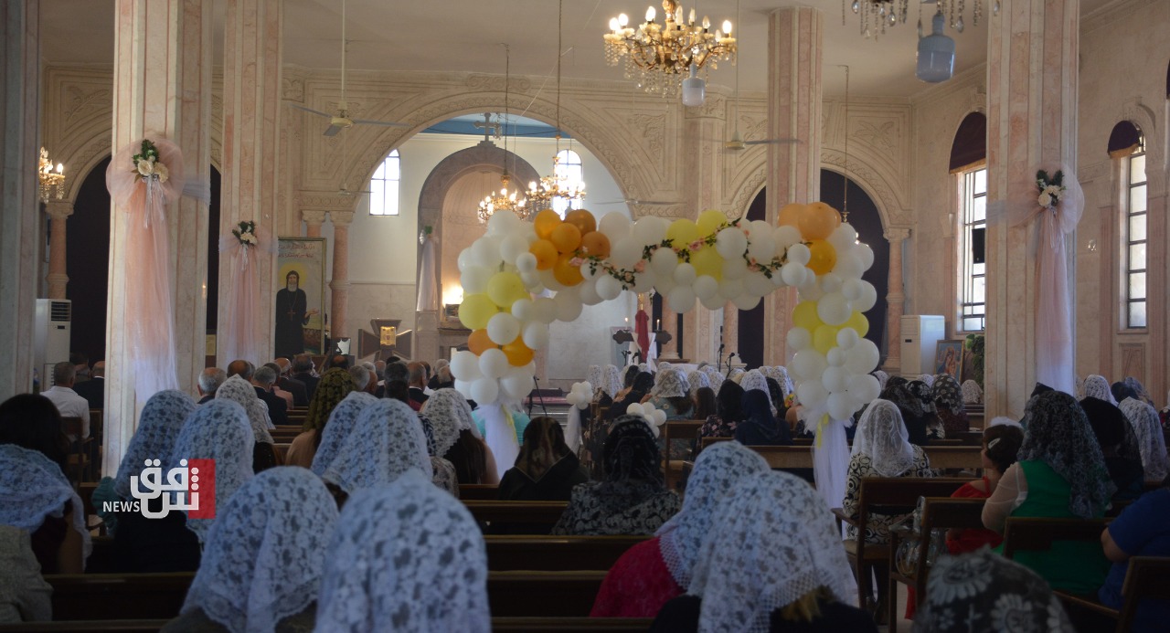 مسيحيو ديرك يحتفلون بـ"عيد القيامة" وسط إجراءات احترازية من كورونا 