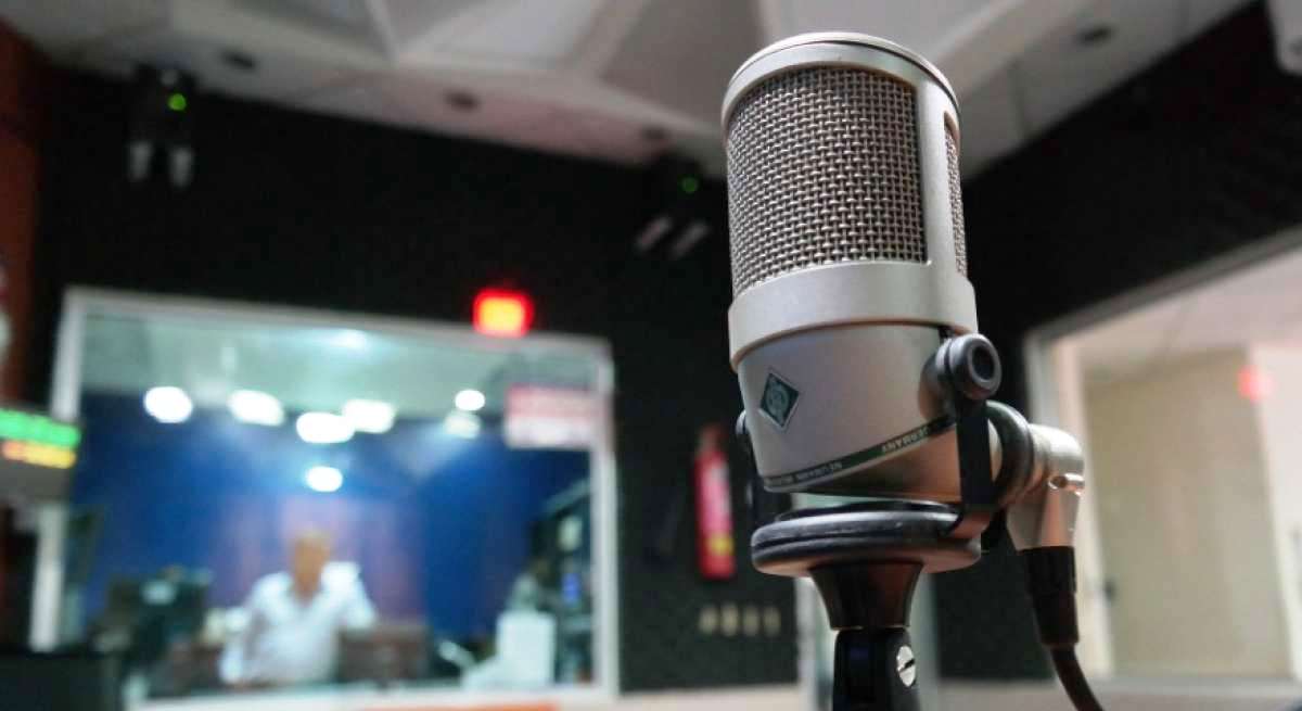 Radio stations in Iraq fear for future, report says 