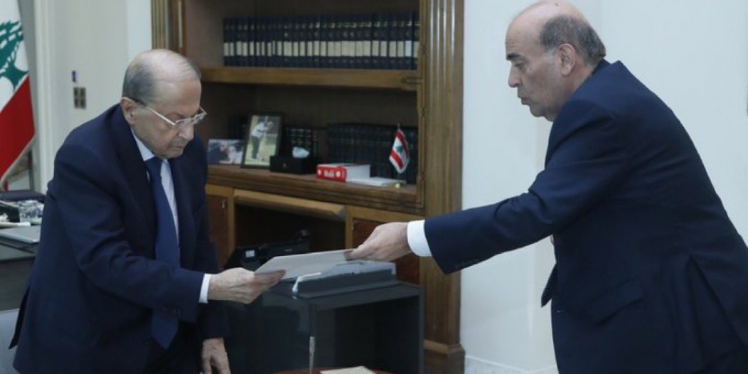 بعد تصريحات عن الخليج أثارت جدلاً.. وزير خارجية لبنان يقدم استقالته