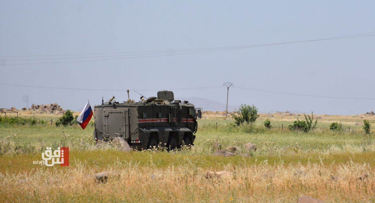 Russian Police runs a patrol near the Turkish borders in AANES 