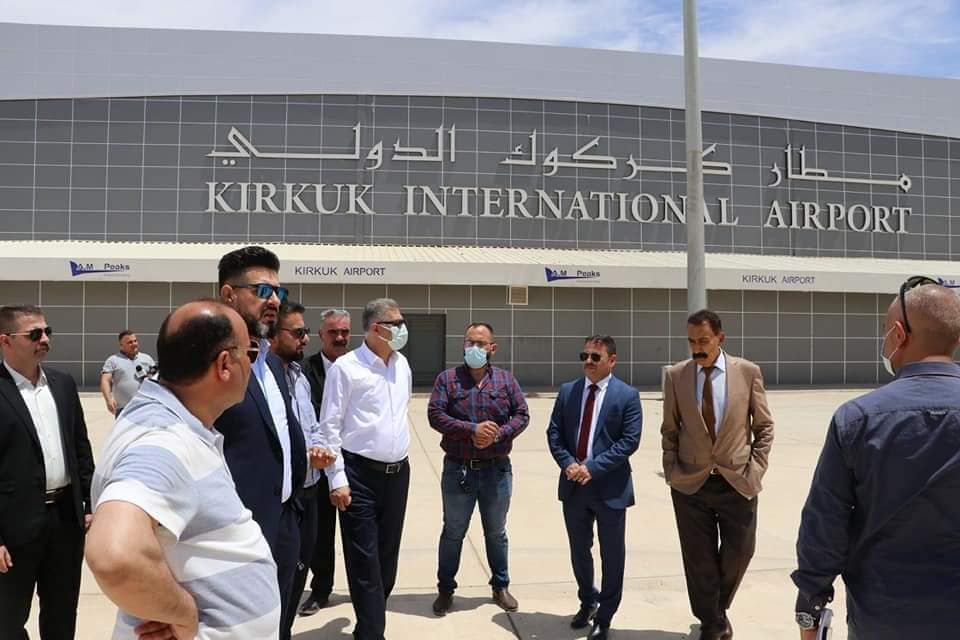 مطالبة للكاظمي بزيارة كركوك وافتتاح مطارها رسميا أمام حركة الملاحة الجوية