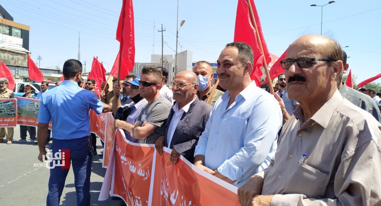 تظاهرتان في ديالى وكركوك لحشد الدفاع وأنصار الحزب الشيوعي وقطع طريق رئيسي