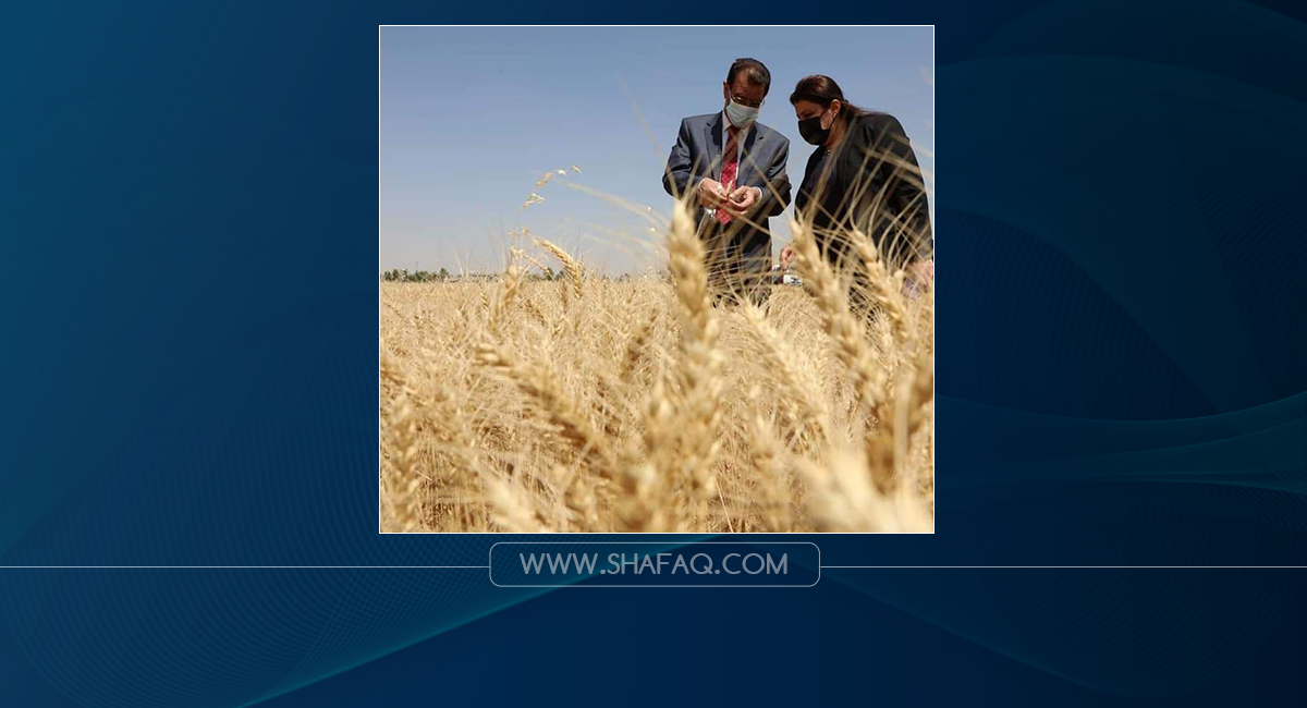 Federal Minister of Agriculture visits farms and silos in Erbil