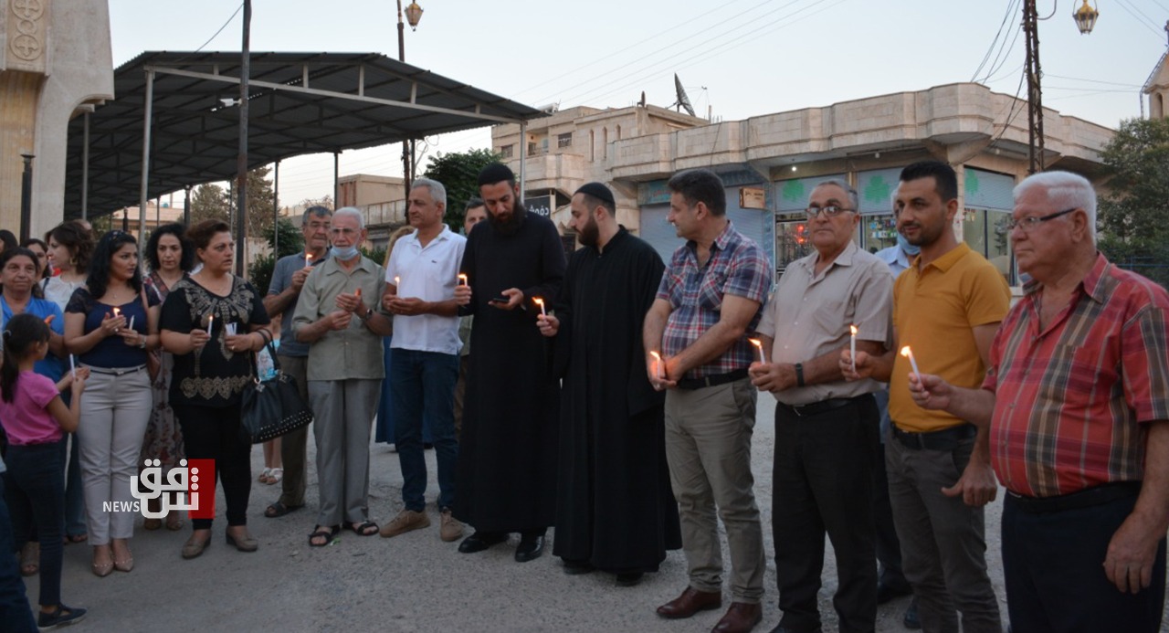 صور.. مسيحيو سوريا يحيون الذكرى 106 لمجزرة "سيفو"