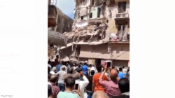 مصر.. انهيار مبنى مأهول بالسكان والبحث عن مفقودين