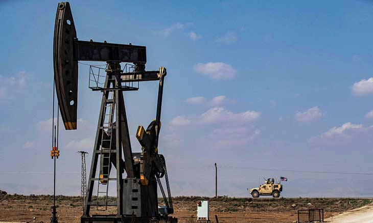 Oil drifts near 2018 highs ahead of OPEC+ meeting
