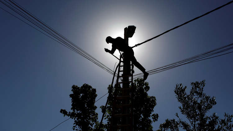 تحذير حقوقي من "خطر" استمرار انقطاع الكهرباء في العراق