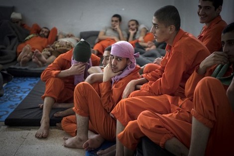 البرلمان المغربي يوصي باعادة مجاميع من المغاربة "ذهبوا للقتال" في العراق وسوريا 